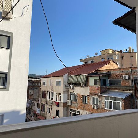 Myslym Shyri Studio 2 Tirana Exteriör bild