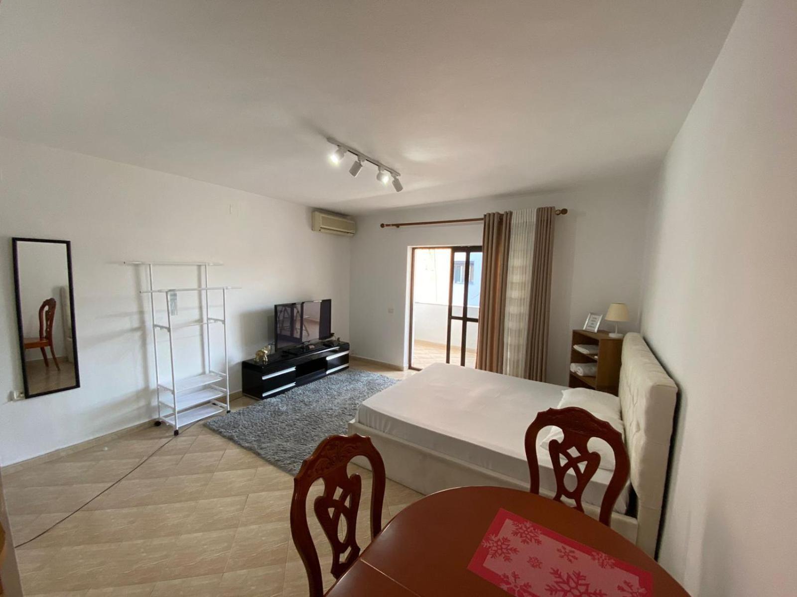 Myslym Shyri Studio 2 Tirana Exteriör bild
